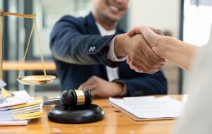 a Ft. Lauderdale workers' comp attorney meeting a client