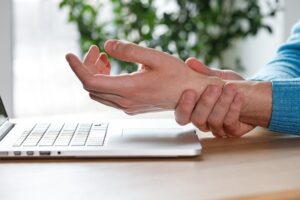 carpal tunnel syndrome is covered by workers comp