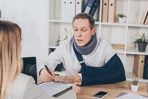 discover the top qualities of an Orlando workers comp lawyer
