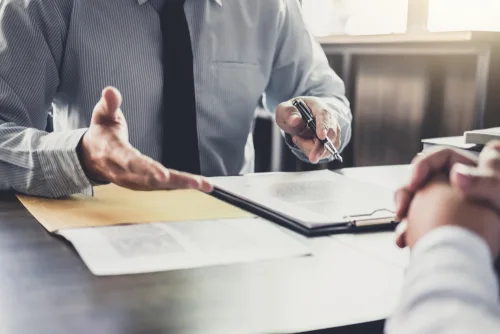 employer showing workers' compensation disputes in Fort Lauderdale to employee